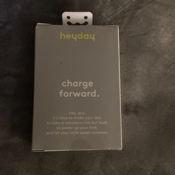 Iphone Or Ipad Charging Cable 6 Foot Brand New - Picture 4 of 4